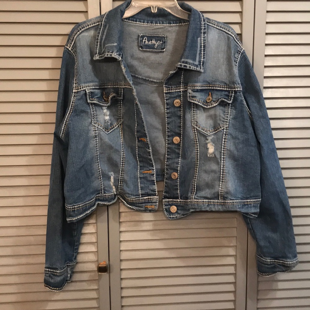 Cropped jean jacket
